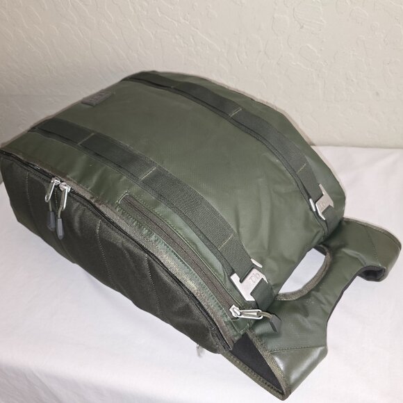 Db Douchebags The Base 15L Olive Green Backpack Carry Bag Model: 135.A - Picture 15 of 15
